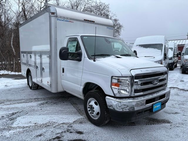 New 2026 Oxford White Ford E-350 SRW image 1