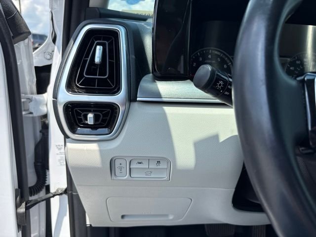 Used 2022 Glacial White Pearl Kia SX image 16