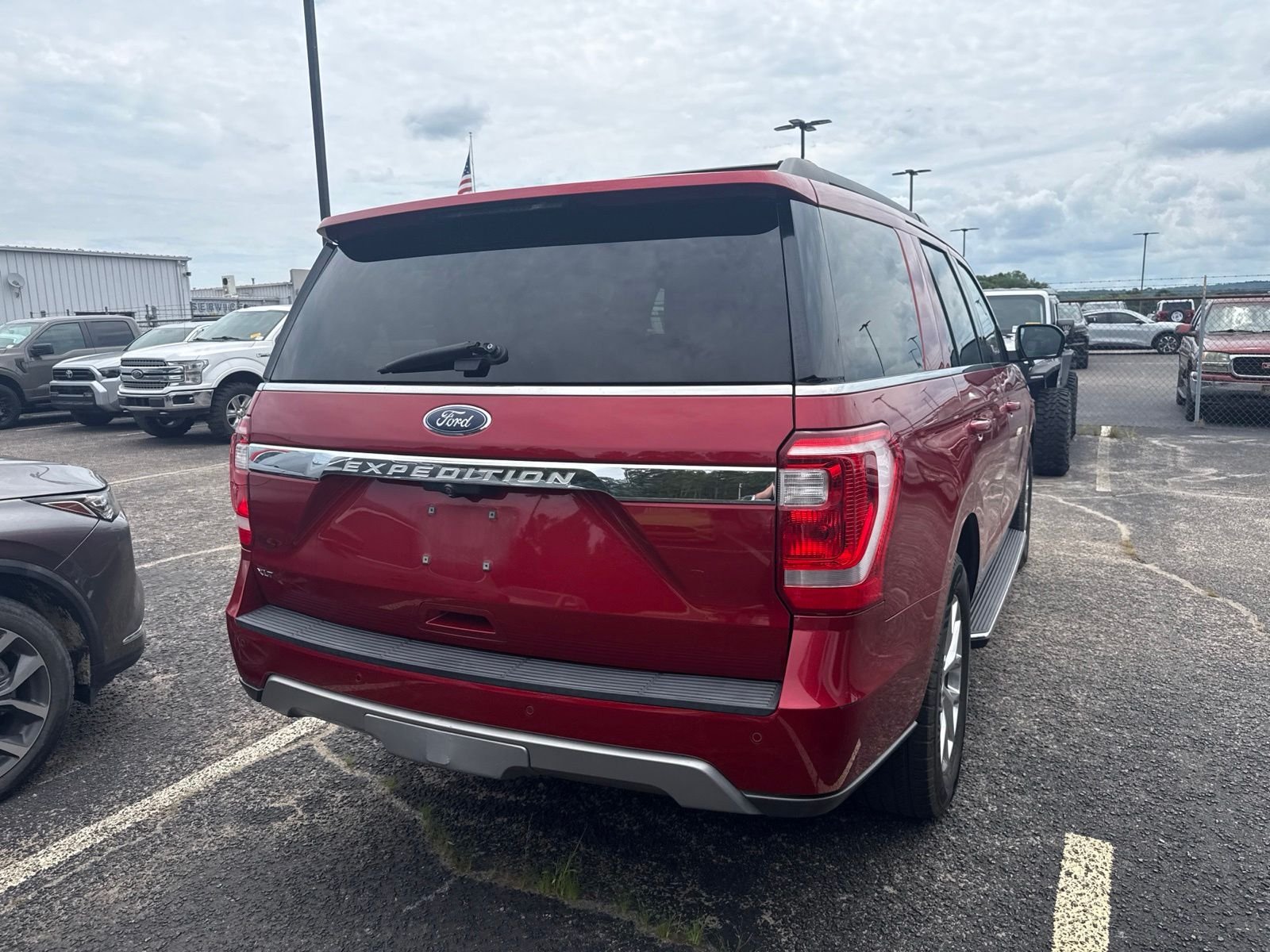 Used 2021 Red Ford XLT image 7