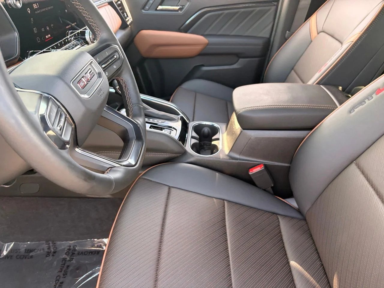 Used 2025 Summit White GMC AT4 image 19