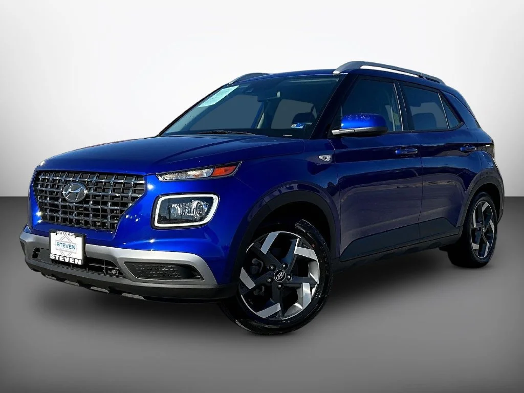 Used 2022 Blue Hyundai Limited image 3