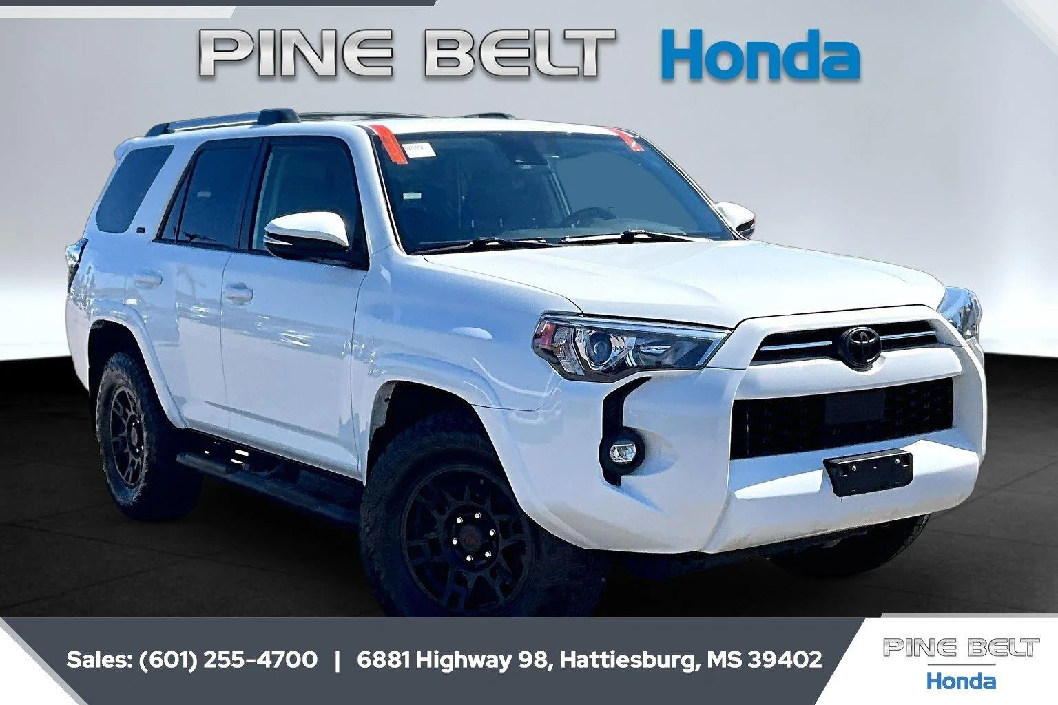 Used 2023 Ice Cap Toyota SR5 Premium image 1
