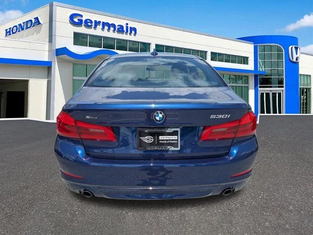 Used 2020 Blue Metallic BMW 530i xDrive image 6