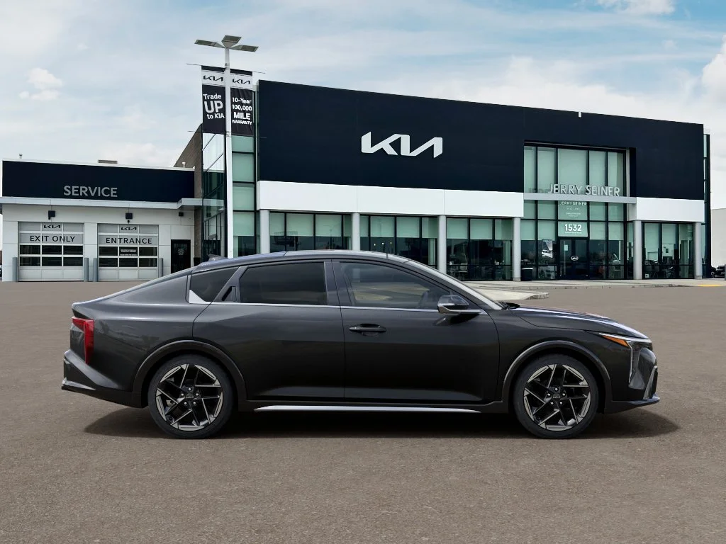 New 2026 Interstellar Gray Kia GT-Line image 7