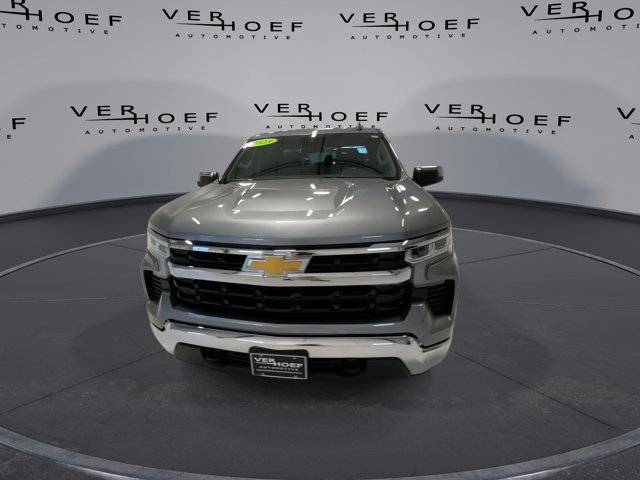 Used 2023 Sterling Gray Metallic Chevrolet LT image 3
