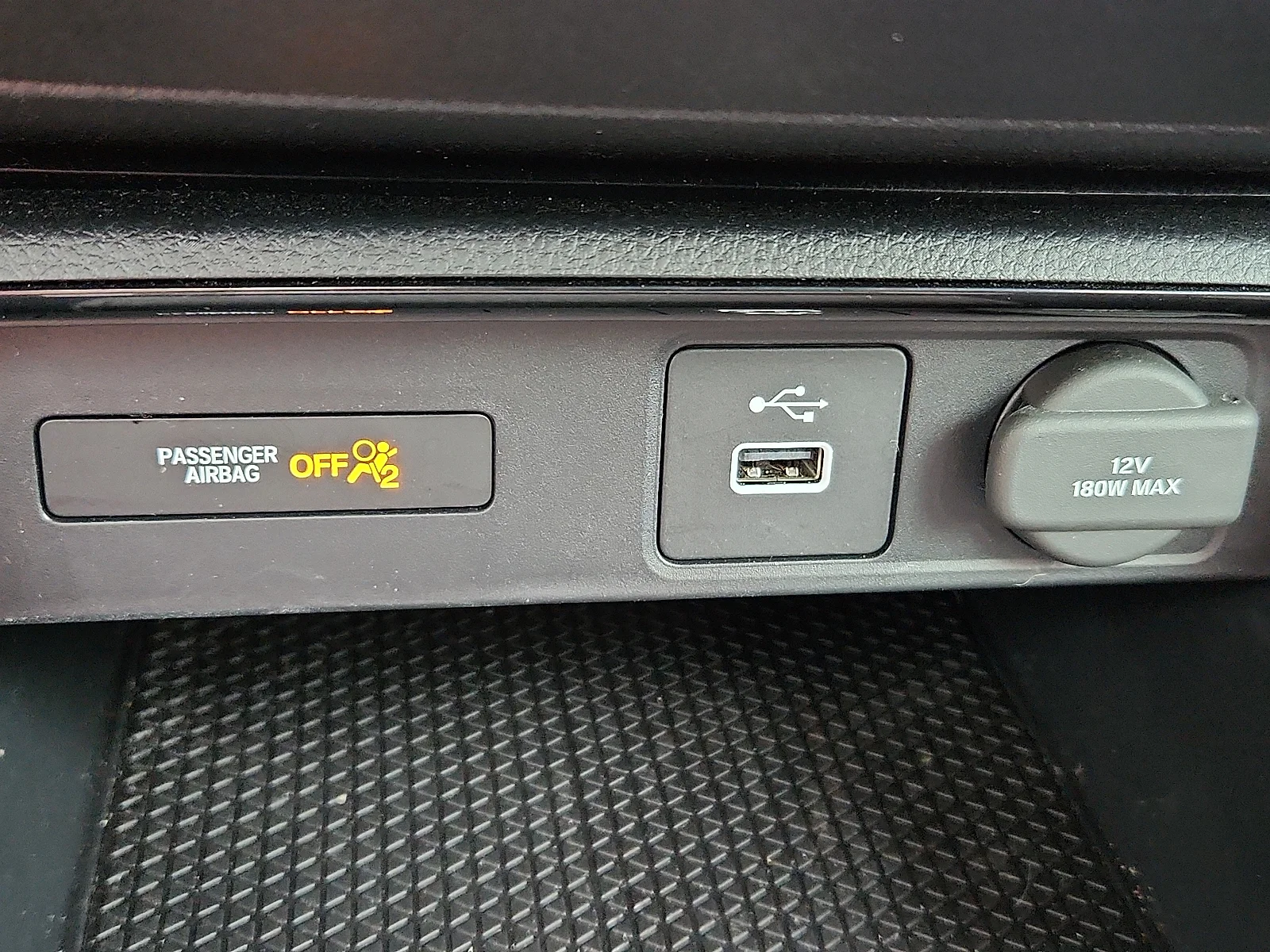 Certified Used 2025 Gray Honda LX image 19