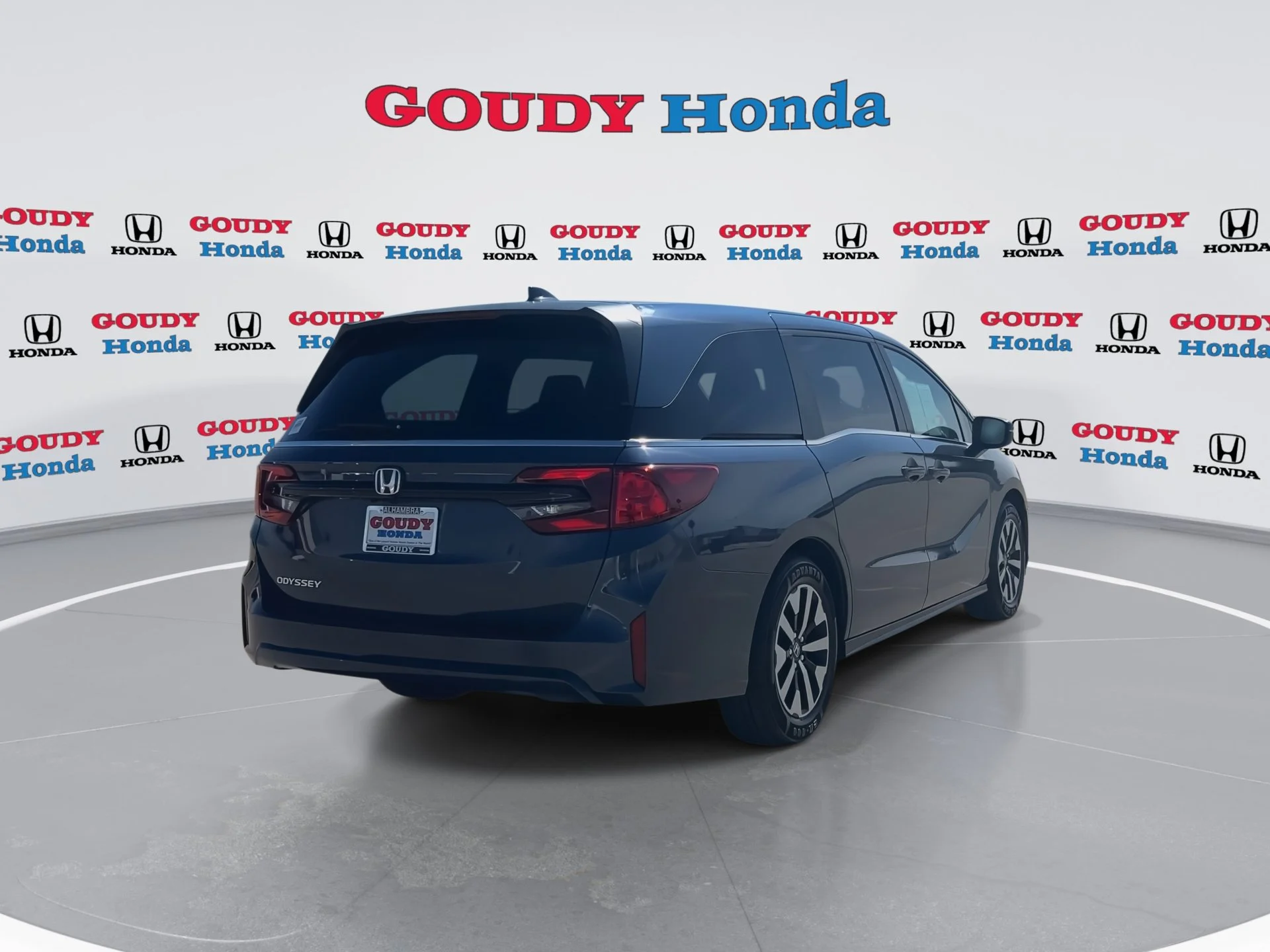 2025 Honda Odyssey EX-L - Photo 8