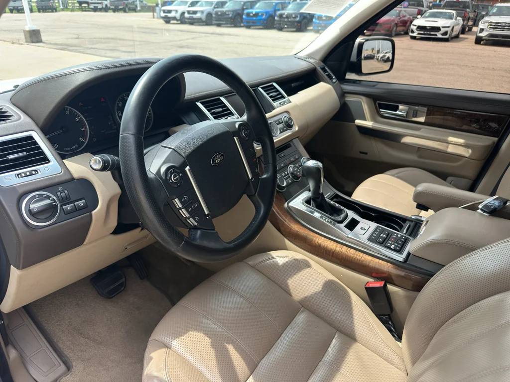 Used 2013 Fuji White Land Rover HSE LUX image 3