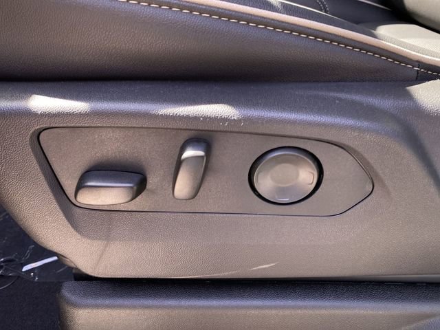 2026 Chevrolet Suburban Premier - Photo 33