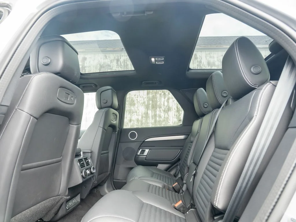 Used 2025 Gray Land Rover Dynamic SE image 34
