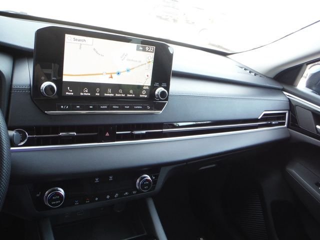 Used 2022 Black Mitsubishi SEL image 20