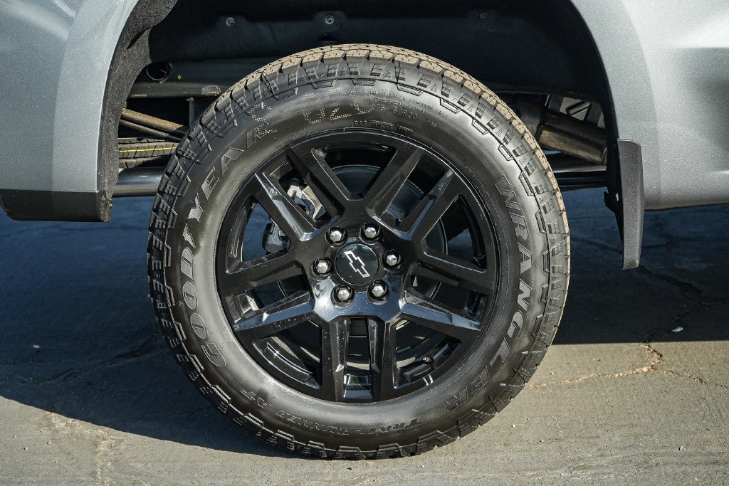 2026 Chevrolet Silverado 1500 LT Trail Boss - Photo 10