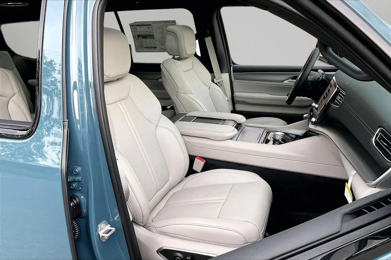 New 2026 Steel Blue Jeep Limited Altitude image 23