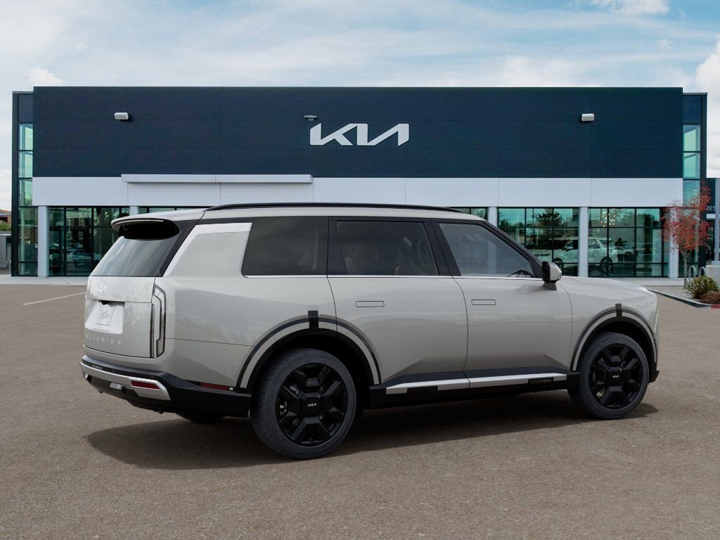 New 2027 Silver Kia SX image 6