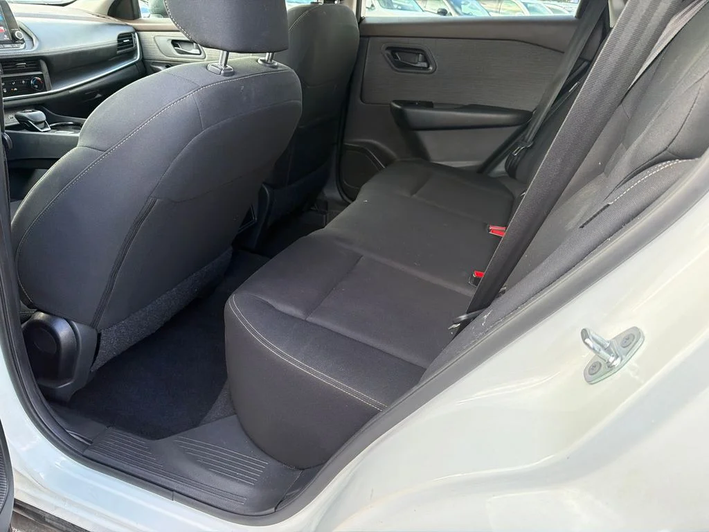 Used 2023 White Nissan S image 20