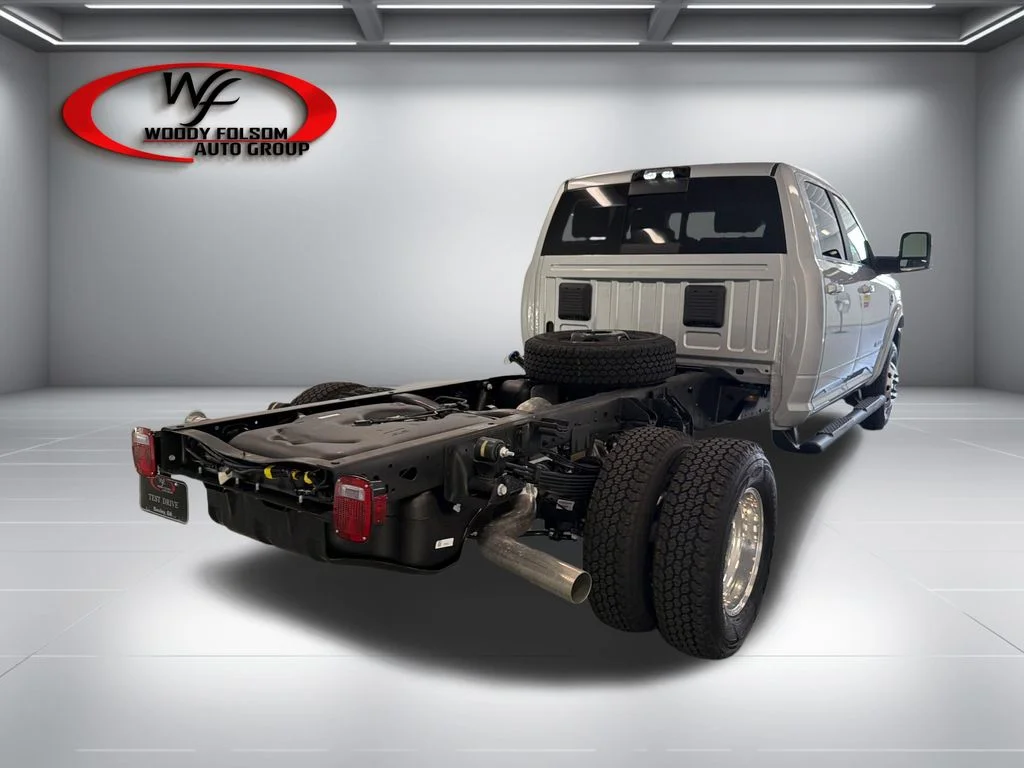 New 2027 Silver-Zynith Paint RAM Tradesman image 4