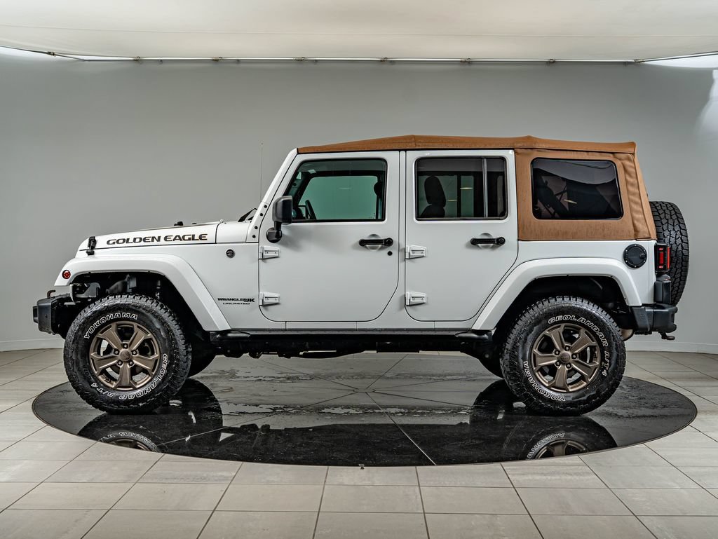 Used 2018 Bright White Clearcoat Jeep Unlimited Sport image 8