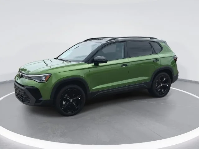 New 2026 Green Volkswagen 1.5T SE Black image 6