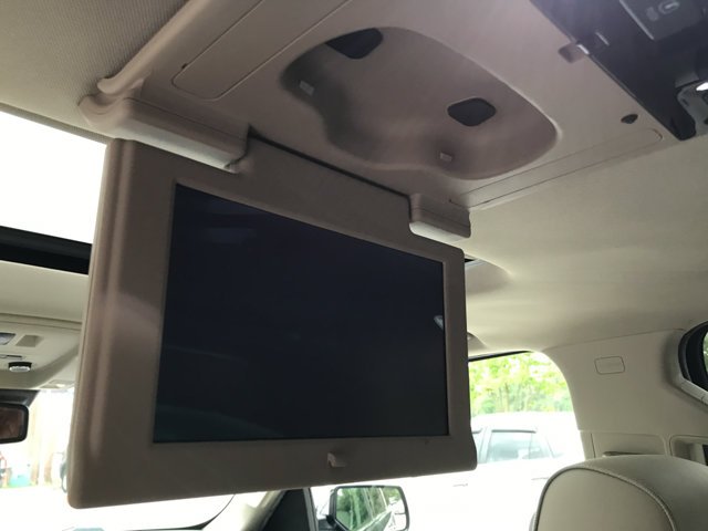 Used 2018 Dark Sapphire Blue Metallic GMC Denali image 31