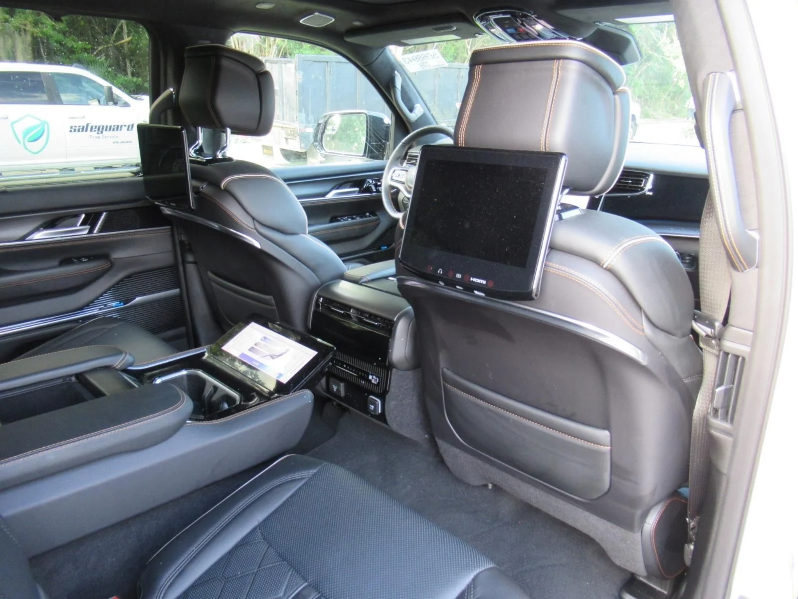Used 2025 White Jeep Series III image 13