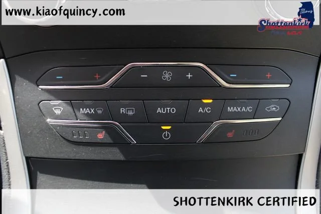 Used 2019 Red Ford SEL image 32