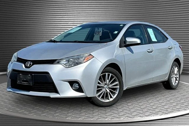 2014 Toyota Corolla L's photo