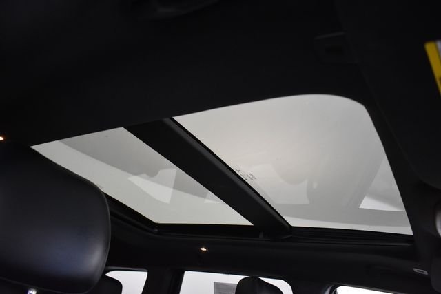 Used 2017 Black Jeep Limited image 17