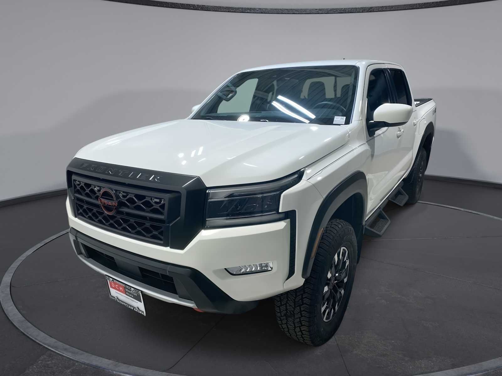 2023 Nissan Frontier PRO-4X Crew Cab 4X4's photo