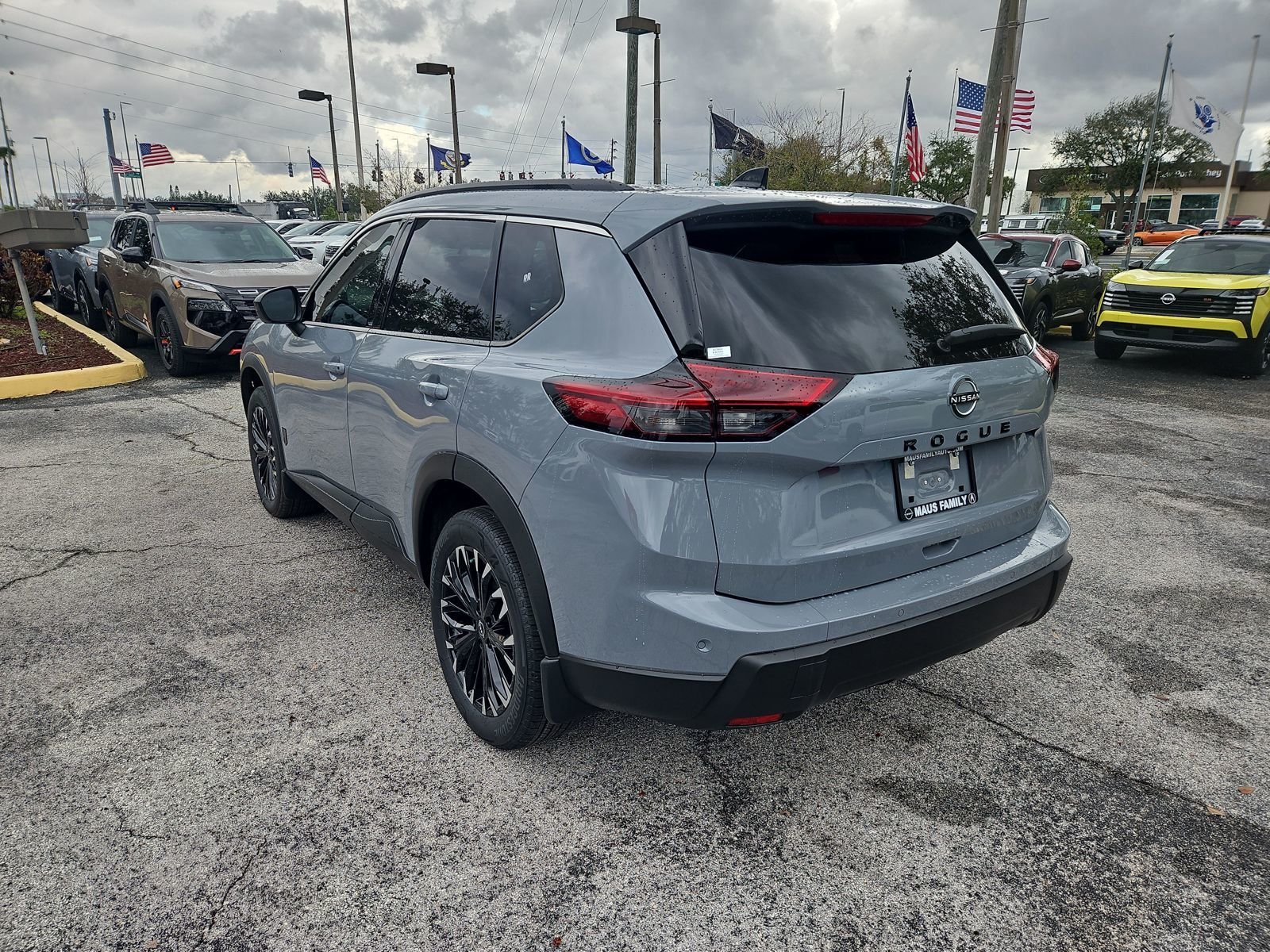 New 2026 Nissan Rogue Dark Armor 4D Sport Utility