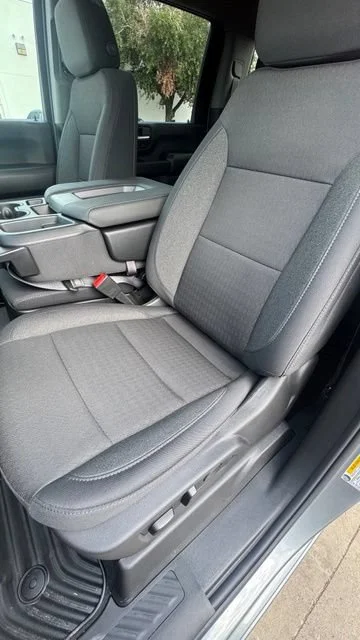 2026 Chevrolet Silverado 2500 HD Custom - Photo 8