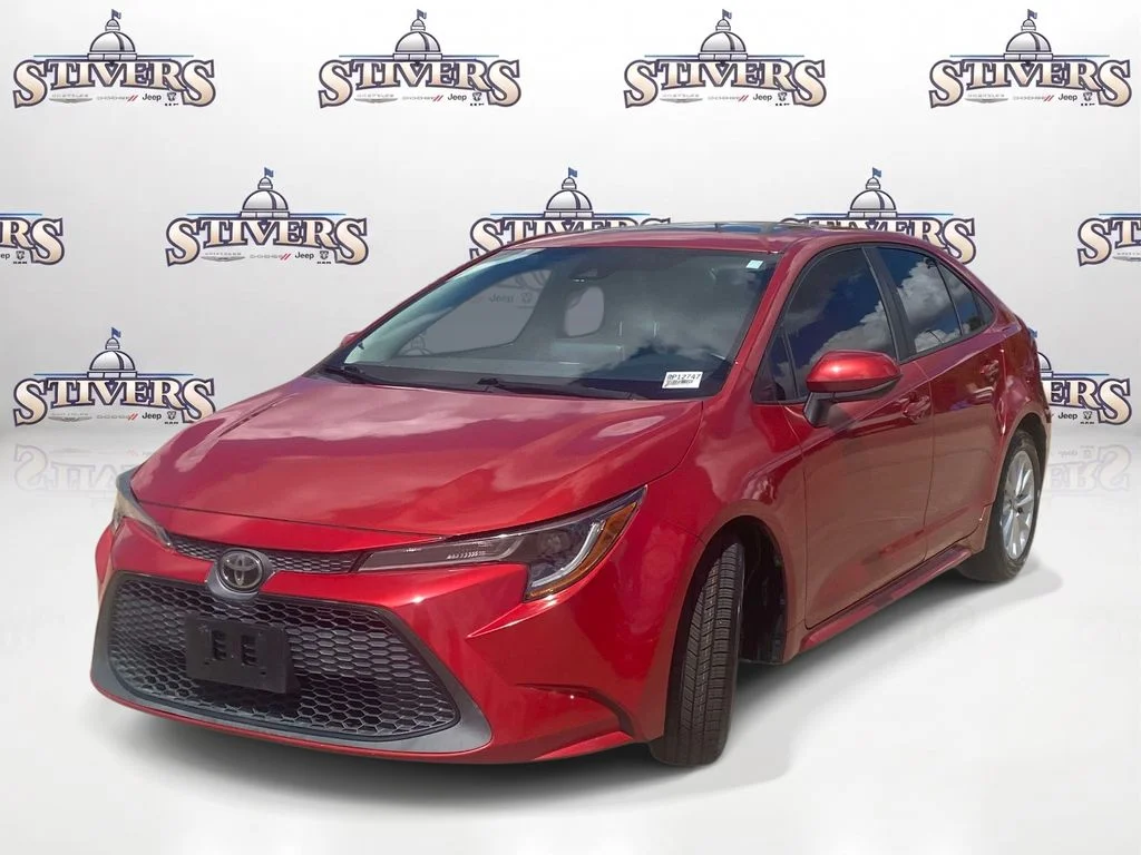 Used 2020 Red Toyota LE image 3