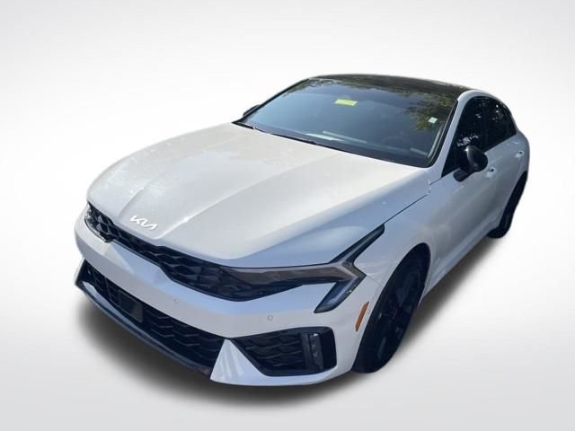 Used 2026 Snow White Pearl Kia GT image 5