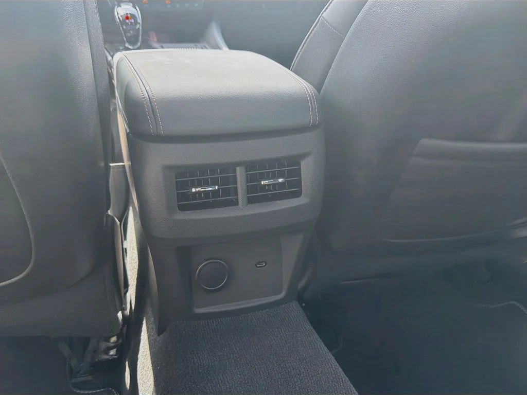 Certified Used 2026 Black Raven Cadillac V-Series image 28