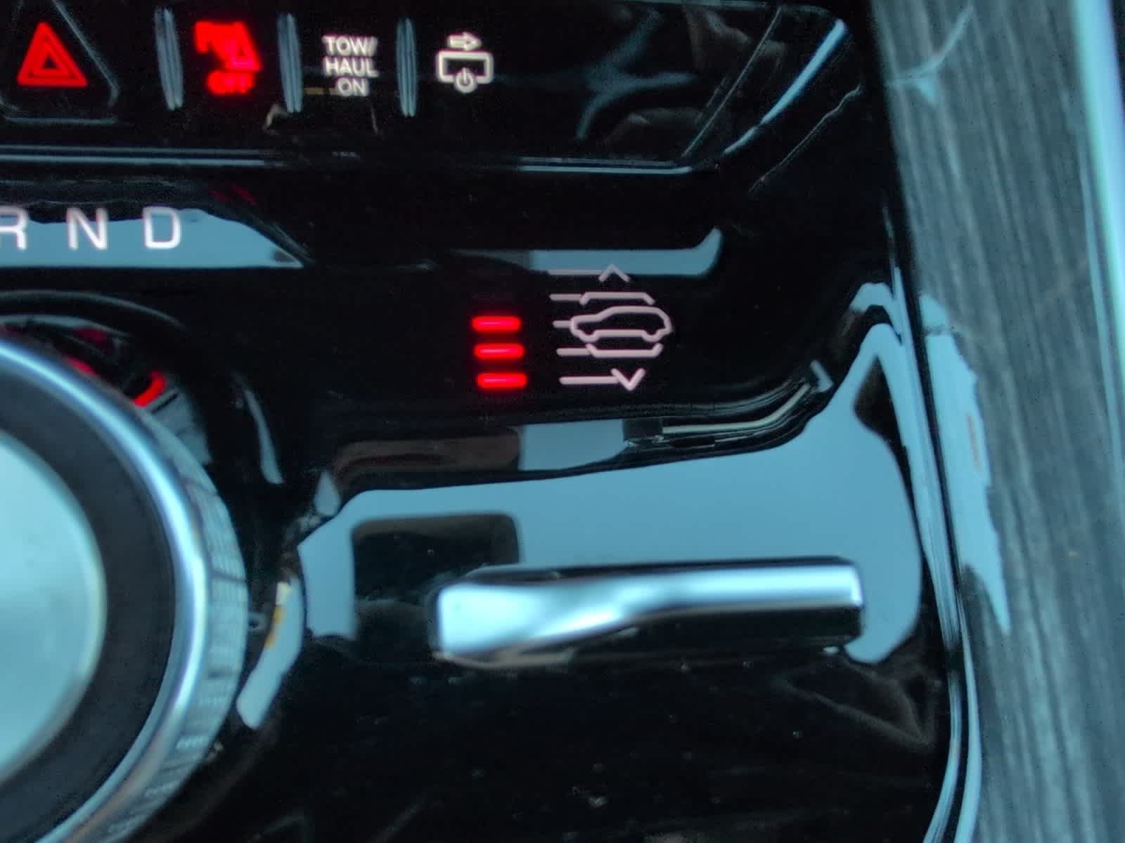 Used 2022 Diamond Black Crystal Pearlcoat Jeep Series III image 26