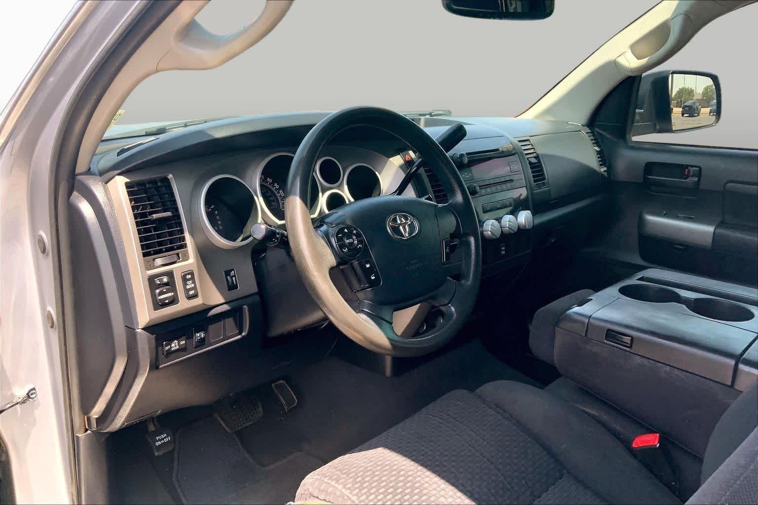 Used 2013 Silver Sky Metallic Toyota  image 18