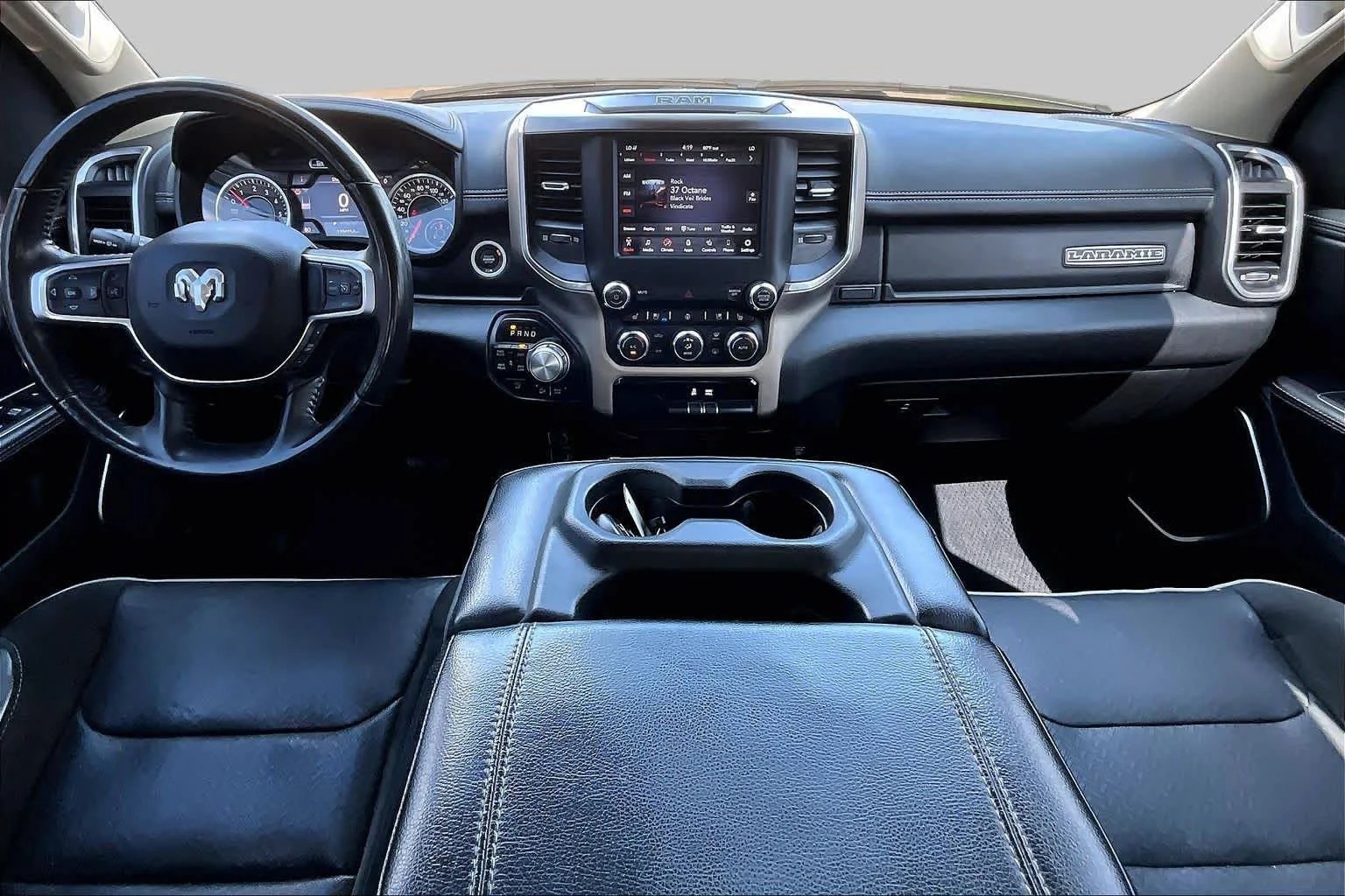 Used 2021 Granite Crystal Metallic Clearcoat Ram Laramie image 16