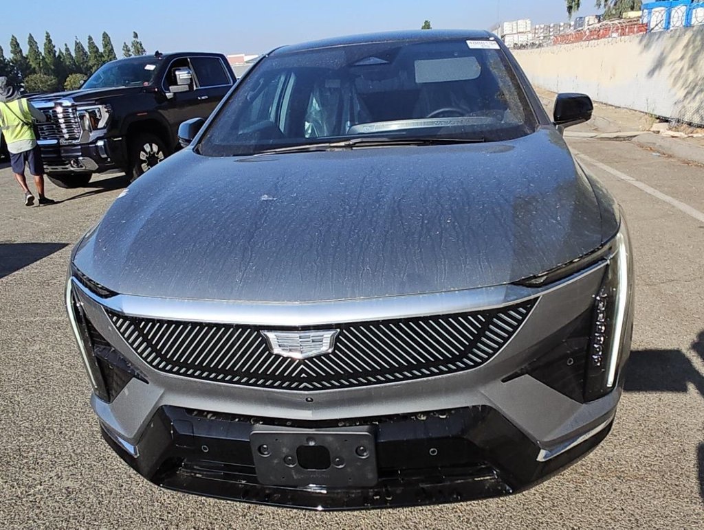 Used 2027 Silver Cadillac Luxury image 2