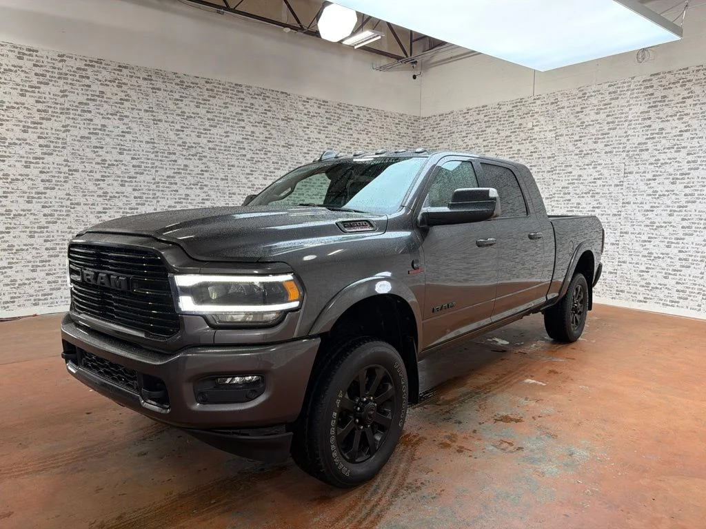 Used 2021 Granite Crystal Metallic Clearcoat Ram Laramie image 3