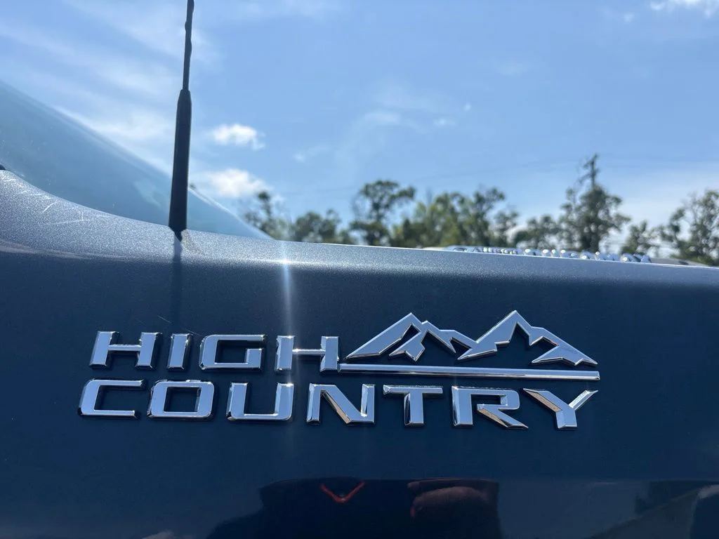 Used 2020 Gray Chevrolet High Country image 7