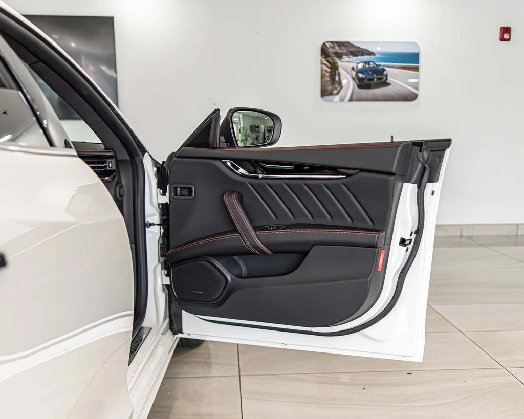Used 2023 White Maserati Modena Q4 image 44