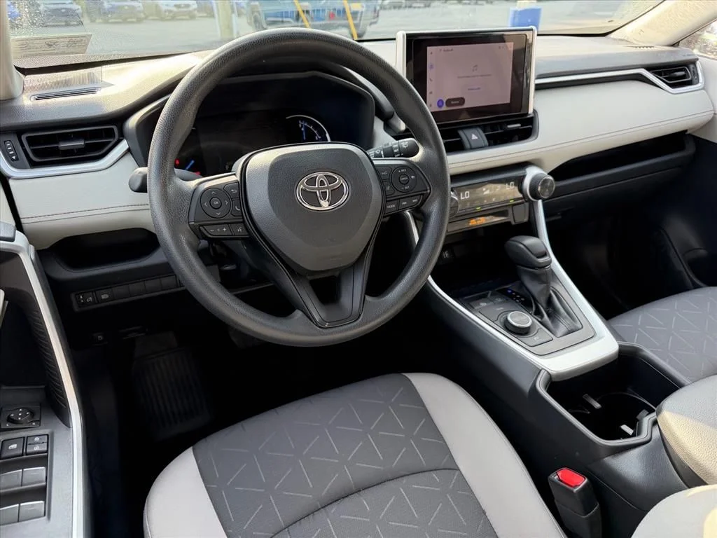 Used 2024 White Toyota XLE image 7