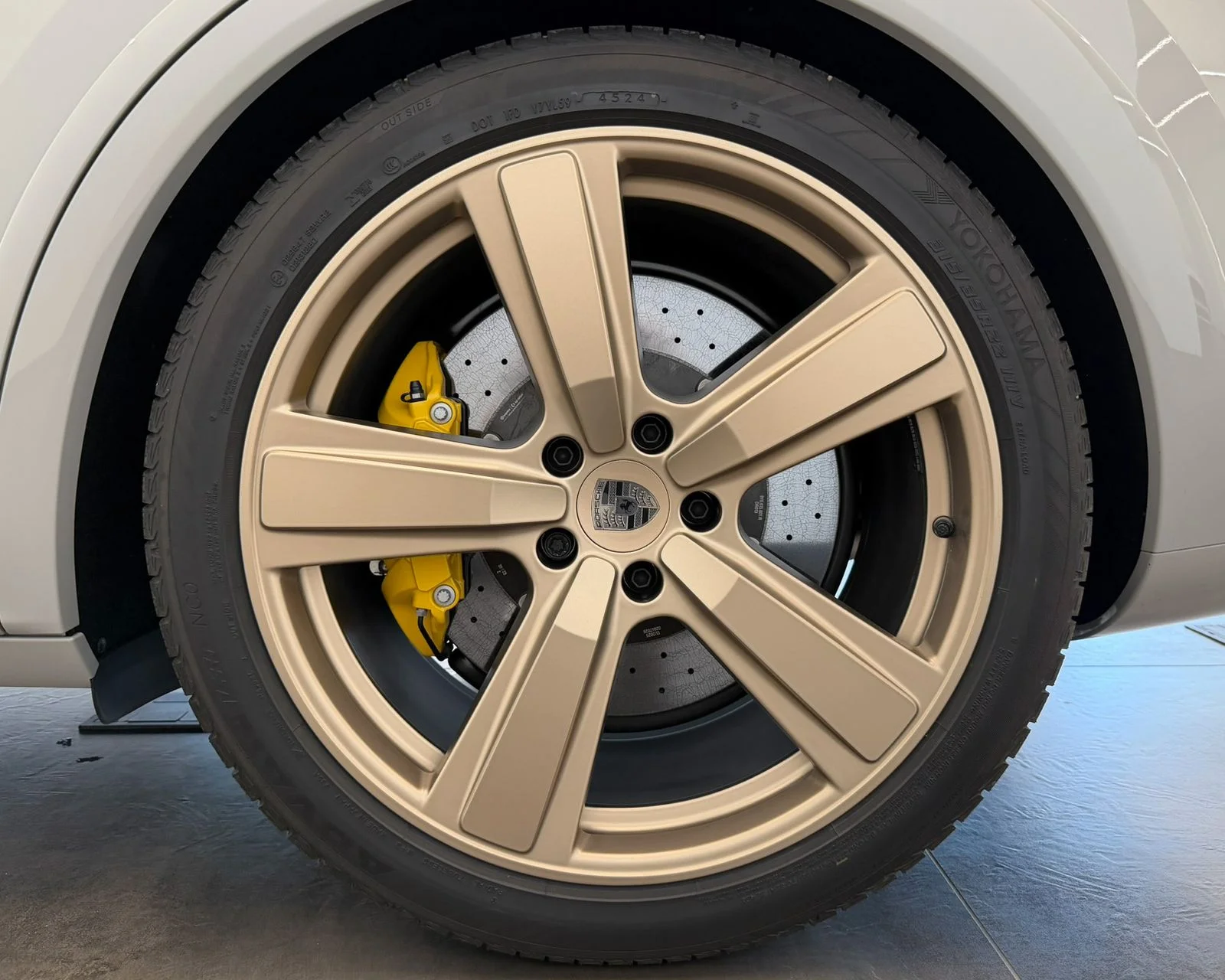 Used 2025 White Porsche Turbo image 41
