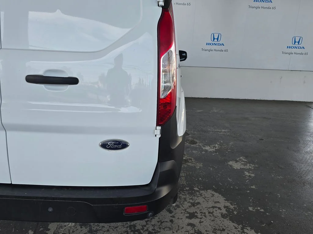 Used 2023 White Ford XL image 27