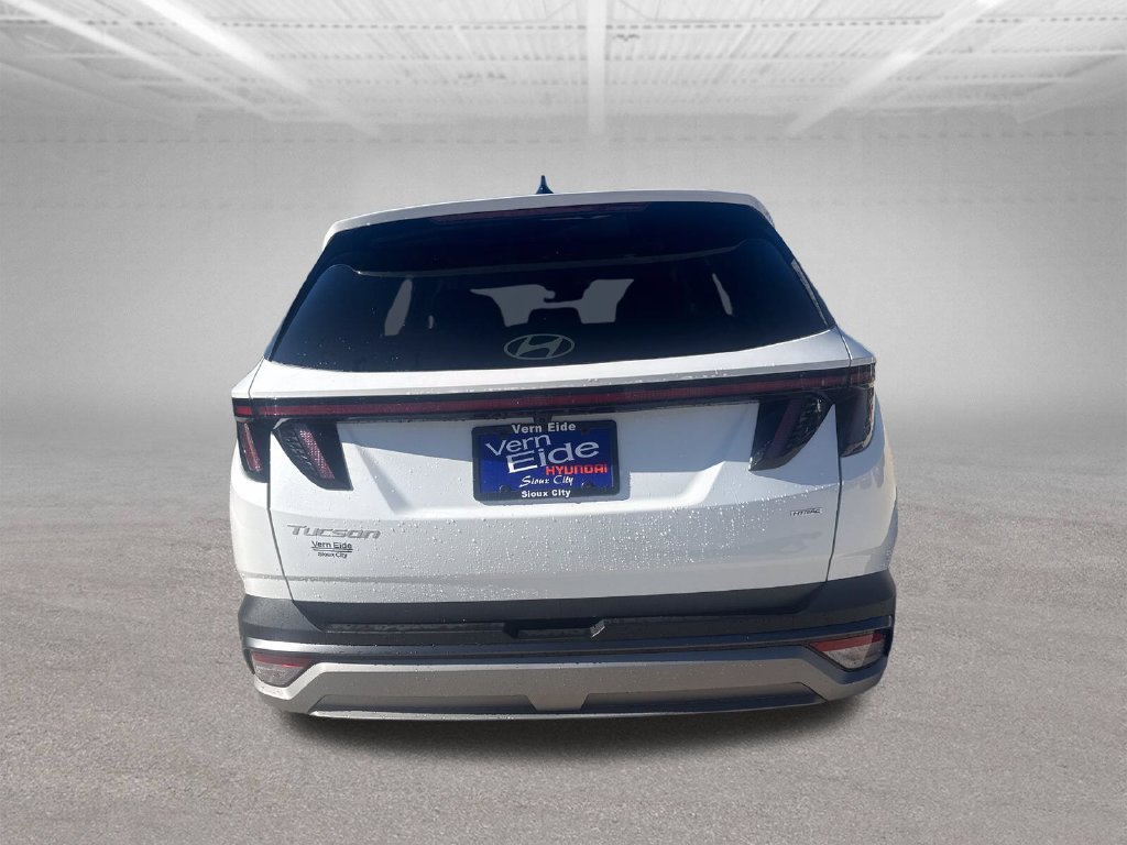 New 2026 White Hyundai SEL Premium image 4