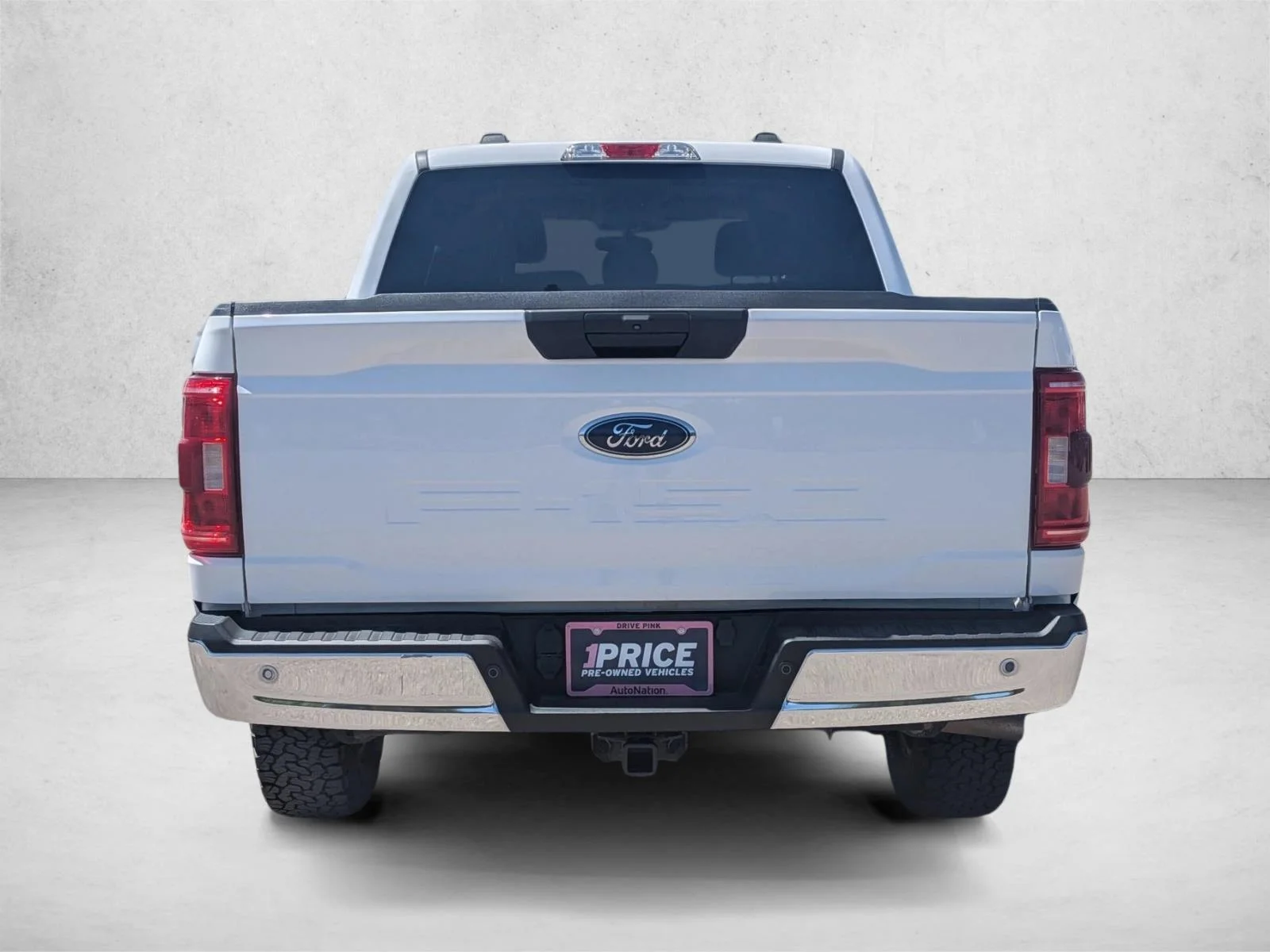 Certified Used 2022 Oxford White Clearcoat Ford XLT image 6
