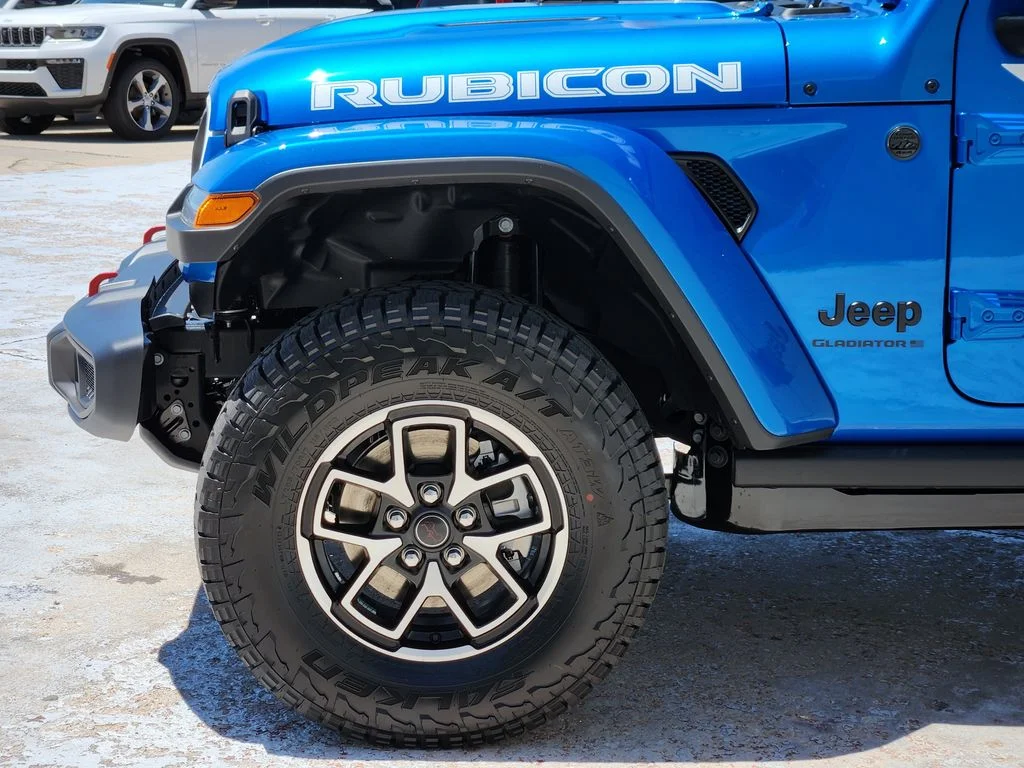 New 2026 Hydro Blue Pearlcoat Jeep Rubicon image 5