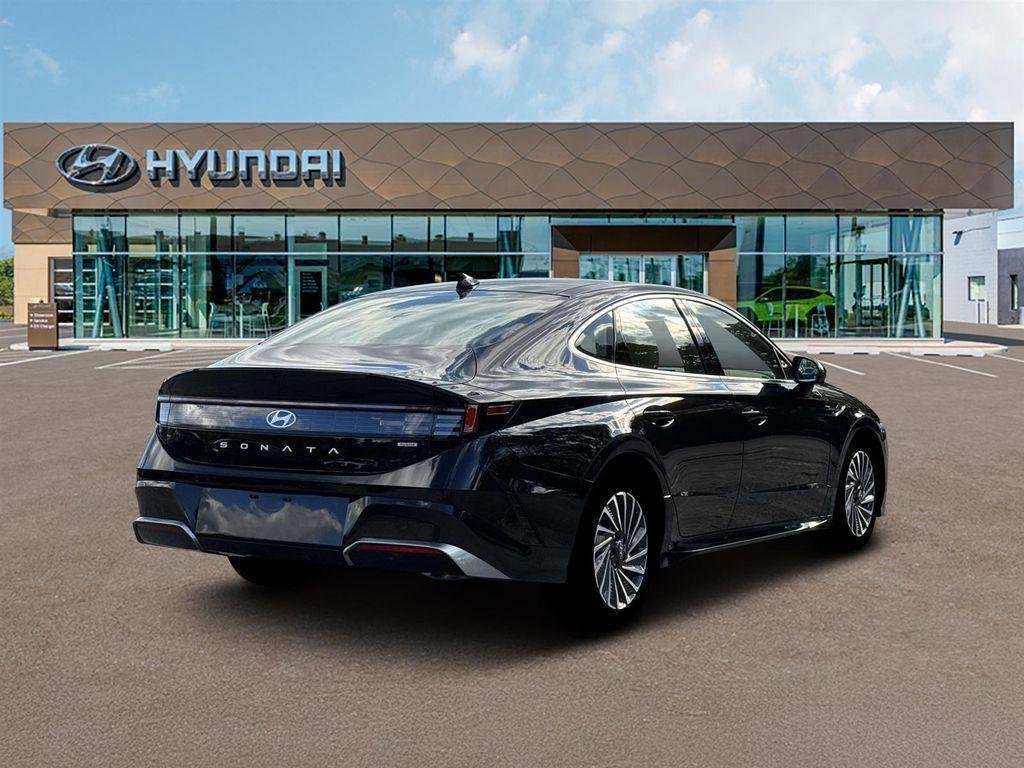 New 2026 Black Hyundai Limited image 7