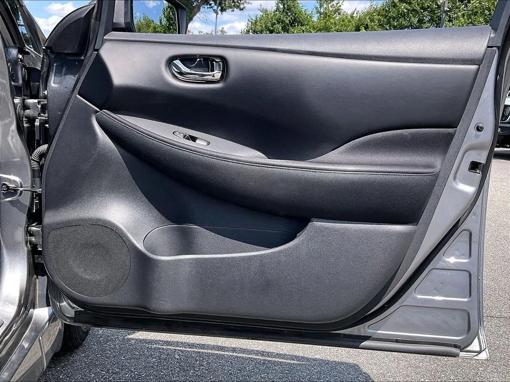 Used 2022 Gun Metallic Nissan S image 11