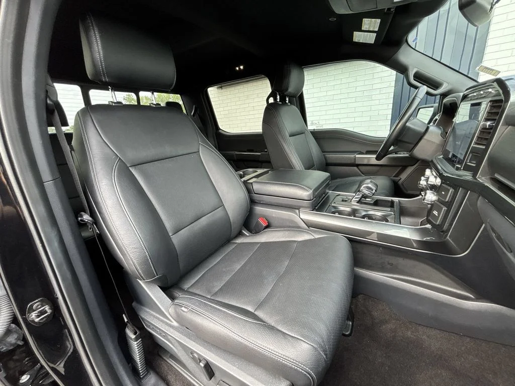 Used 2022 Black Ford XLT image 26