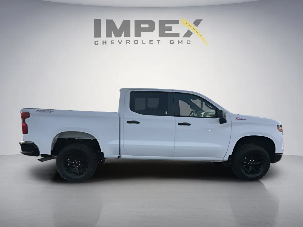 Used 2025 Summit White Chevrolet Custom Trail Boss image 7